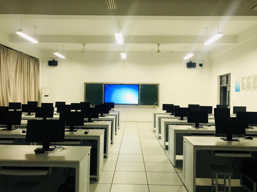 安徽大學(xué)211.png